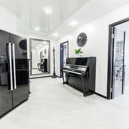 Mgapartments 3 Rooms Miasnikova Sq. Vip Μινσκ Εξωτερικό φωτογραφία
